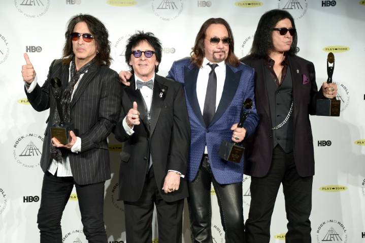 KISS guitarist Ace Frehley laid to rest in Bronx funeral