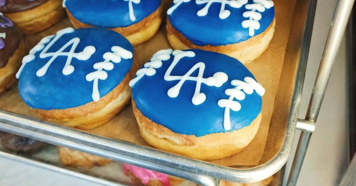 25 Dodgers food and drink specials for the World Series
