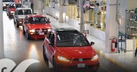 Volkswagen recibirá producción de Golf en 2026; técnicos Sitiavw en vilo por reestructuración
