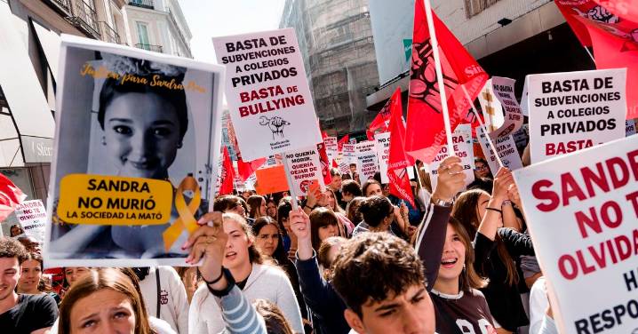 Las manifestaciones estudiantiles alzan su voz contra el 'bullying' a lo largo y ancho de España