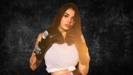 Karely Ruiz gana su pelea en contra de Karina García por KO en el Stream Fighters 4