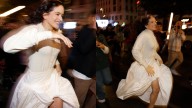 Rosalía presenta su nuevo álbum "Lux" en pleno centro de Madrid: Así llega la nueva era de la artista española