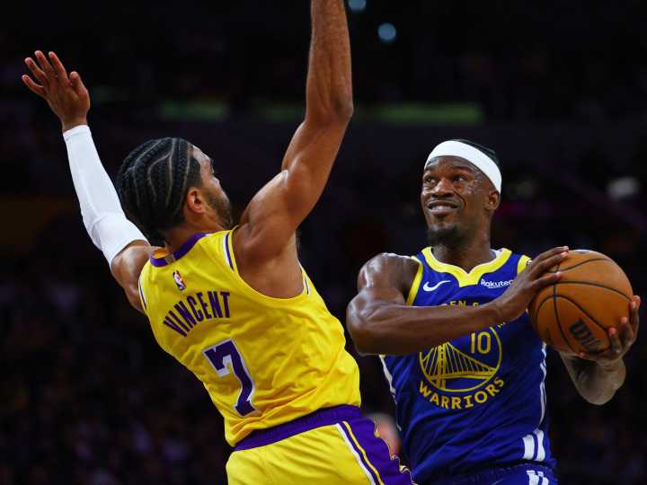 Jimmy Butler, Warriors down LeBron James-less Lakers in NBA opener