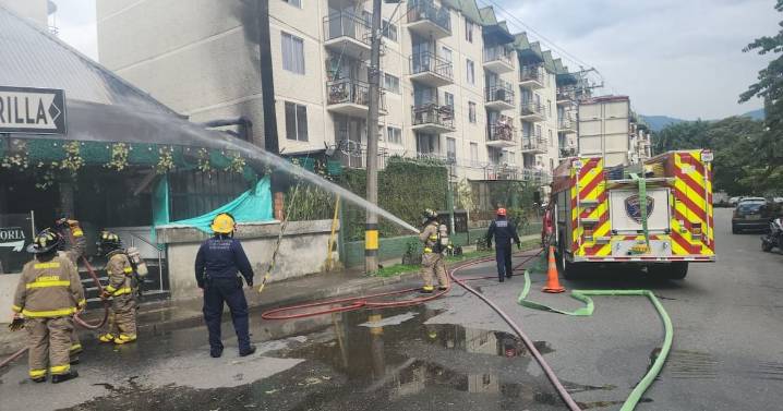 Explosión de pipetas de gas causó incendio en un restaurante