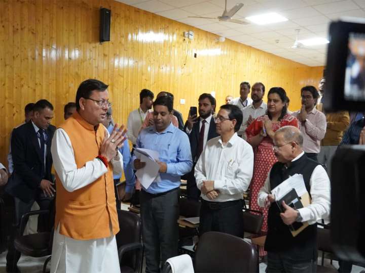 Uttarakhand CM reviews Sharda Corridor Development project