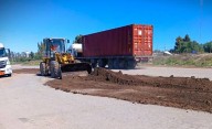 Ejecutan mejoras en las rutas nacional 3 y 33, a la altura de El Cholo