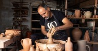 Aceites Abril homenajea al alfarero de Niñodaguia