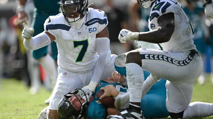 Seahawks top Jaguars 20-12 with dominant defense
