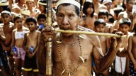 «No nos maten»: indígenas marchan por cese de la violencia en frontera colombovenezolana