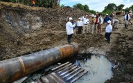 Veracruz | Pemex recupera 345 mil litros de crudo tras fuga en río Pantepec