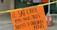 Estos son los 8 puntos que piden empleados al SAT para levantar la protesta de brazos caídos