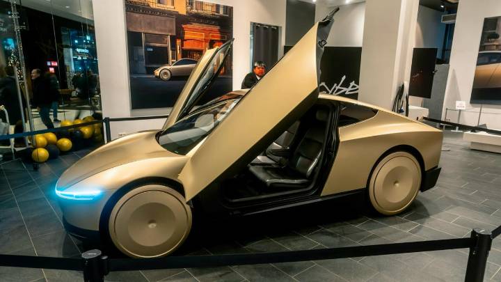 Tesla Cybercab Finally Lands in China: Robotaxi Debuts Just as Rival Xpeng Reveals Its Own AI