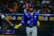 El grandeliga Máximo Acosta explota con Grand Slam y empieza a darle alegrías a los Tiburones
