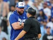 Blue Jays manager John Schneider rips botched ump call