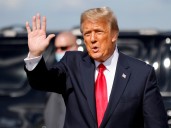 Trump leaves Malaysia after trade deals, peace treaty