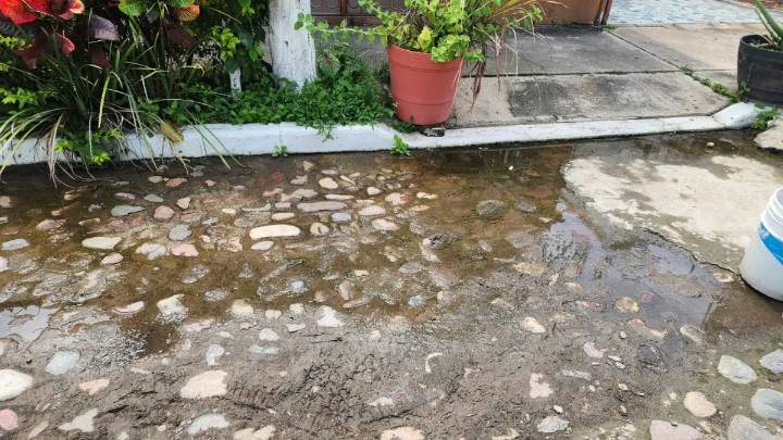 Reportan foco de infección frente a urgencias del ISSSTE en Puerto Vallarta