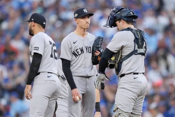 ALDS: Blue Jays blow it open late against Yankees bullpen on way to victory in Game 1