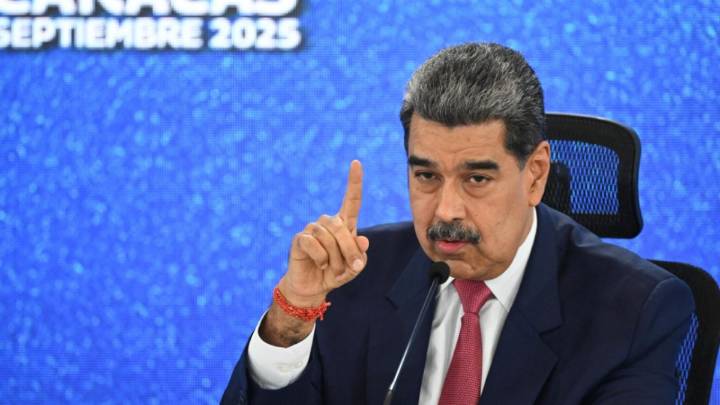 Maduro denuncia que EU está "inventando una guerra" con Venezuela, tras despliegue militar
