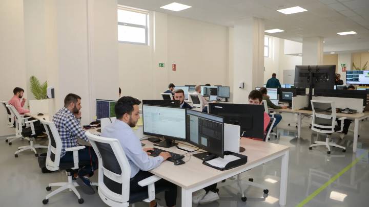 Preocupación por la reducción de salario al personal del área tecnológica de Renfe