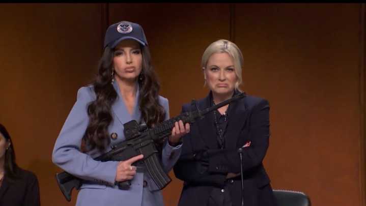 Pam Bondi reacciona a la reciente parodia sobre ella y Kristi Noem