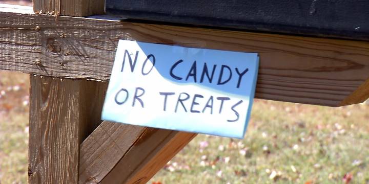 Missouri laws for sex offenders on Halloween relaxed some after federal court ruling