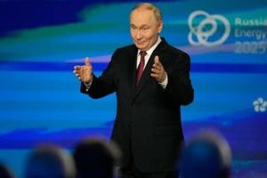 Putin says Russia a top oil producer, despite ‘unfair’ pressure