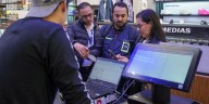 DIAN detecta más de 2.200 posibles proveedores ficticios por facturas falsas en Colombia 