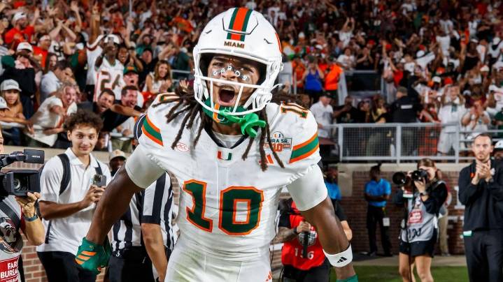 Carson Beck throws 4 TD passes to help No. 3 Miami hold off No. 19 Florida State, 28