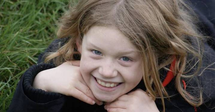 Tears of the surgeon who saved the life of Mirror campaigner Max Johnson
