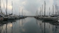 Ocho personas heridas, tres graves, tras la explosión de un barco en el puerto deportivo de Fuengirola