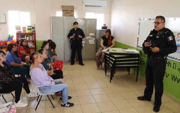Imparte la SSPM pláticas preventivas a padres de familia en planteles educativos