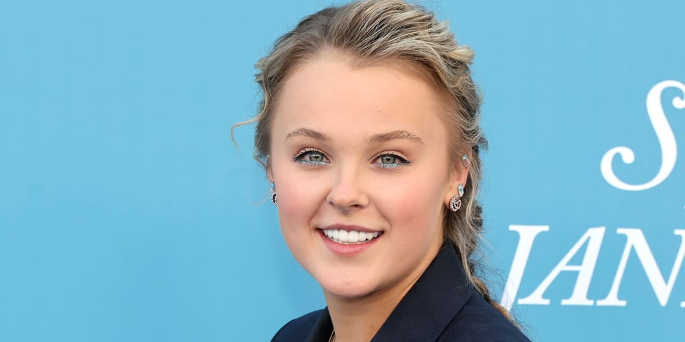 JoJo Siwa Demands Fans Stop Taking Selfies With Boyfriend Chris Hughes During Her Show | Chris Hughes, jojo siwa 