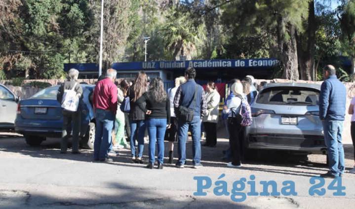 Estudiantes de la UAZ Toman Instalaciones