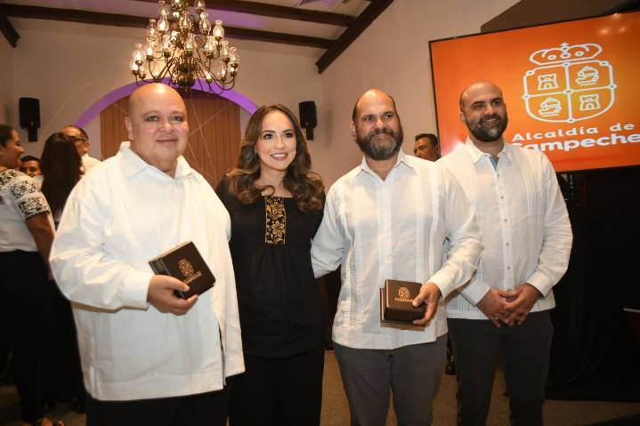 Entregan premio San Francisco de Campeche a músico