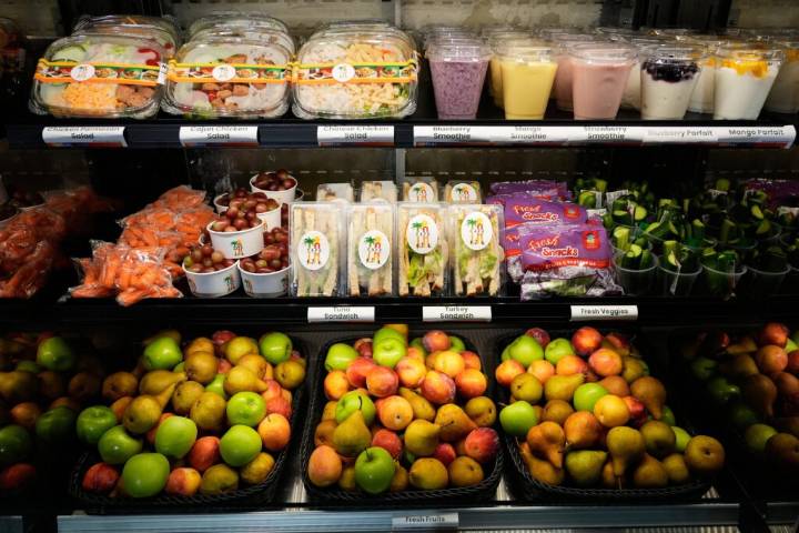 South County school district backs ultraprocessed food ban