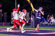 5 football games to watch in Aurora-Elgin and Week 8 picks