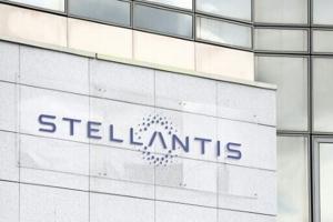 Canada fears for auto jobs after Stellantis announces US investment