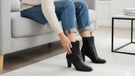 El truco infalible para ablandar los zapatos nuevos y evitar ampollas