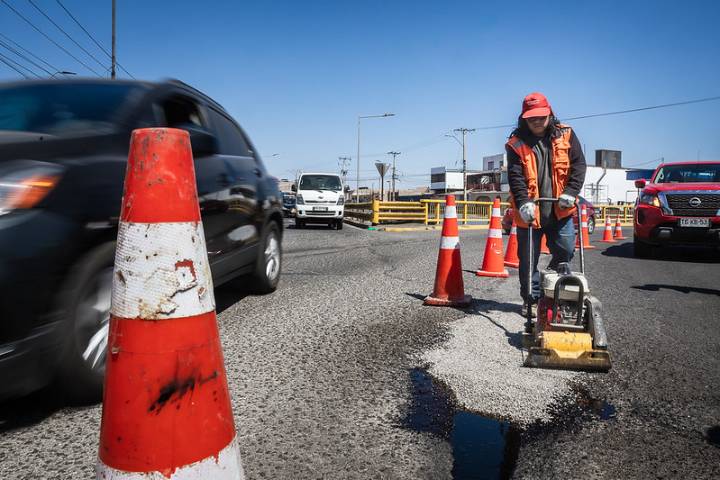 Municipalidad de Arica inicia plan de bacheo en puntos estratégicos para la seguridad comunal