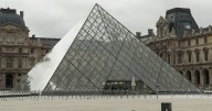 Revelan fecha de reapertura del Museo del Louvre tras robo de joyas