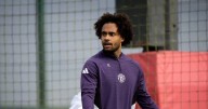 Man United star's transfer stance as Premier League side to ignore club's position