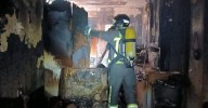 Una persona herida y varios desalojados en un incendio que calcina una vivienda en Andújar