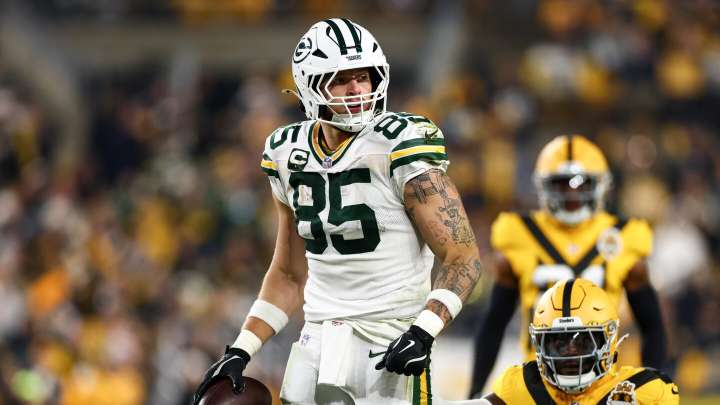 Tucker Kraft's second touchdown of the night gives Packers 29