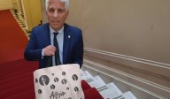 El Gobernador le obsequió a Milei productos elaborados por emprendedores sanluiseños