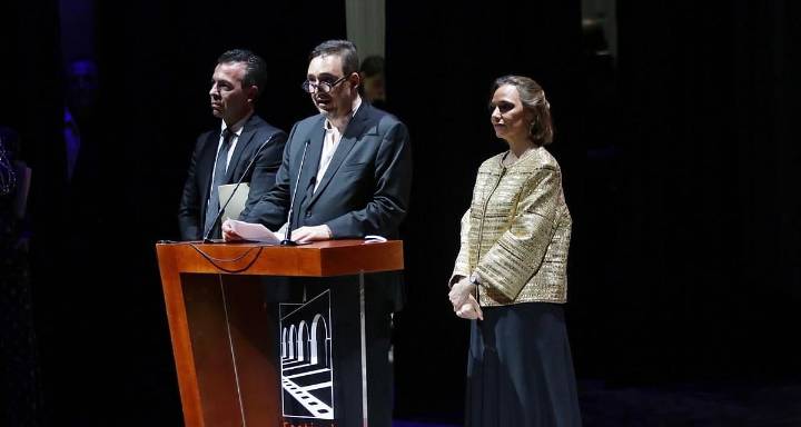 Cárdenas Batel llama a la paz y condena la violencia en inauguración del FICM 2025
