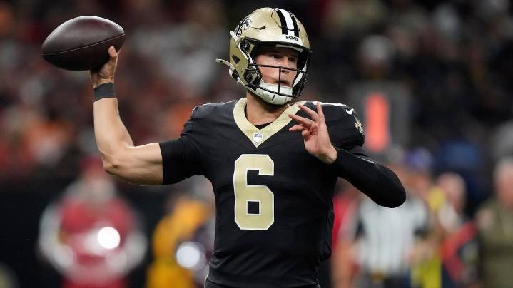 Saints QB Tyler Shough must face the surging Rams' vaunted pass rush in his first NFL start