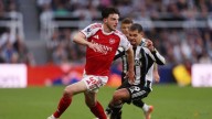 Arsenal can go top as Liverpool seek to return to winning ways at Chelsea