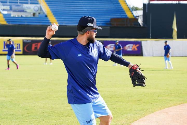 Magallanes comenzó pretemporada con 57 jugadores