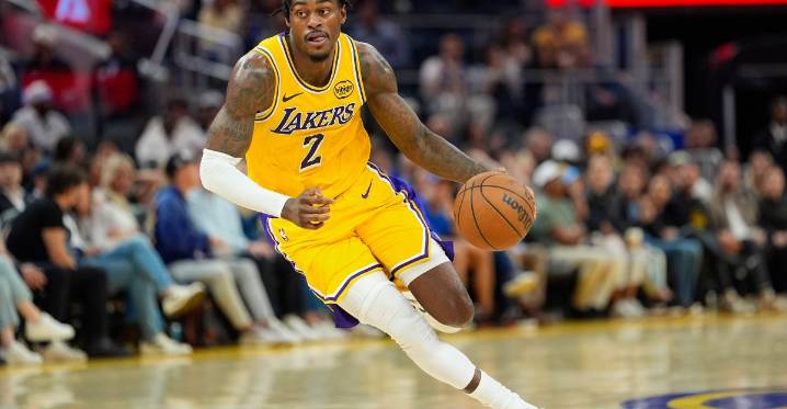 Jarred Vanderbilt is impressing his teammates and coaches to start the preseason