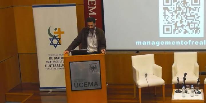 Francisco Gil White: “Siempre que hay una gran persecución de judíos, a todos nos están esclavizando”
